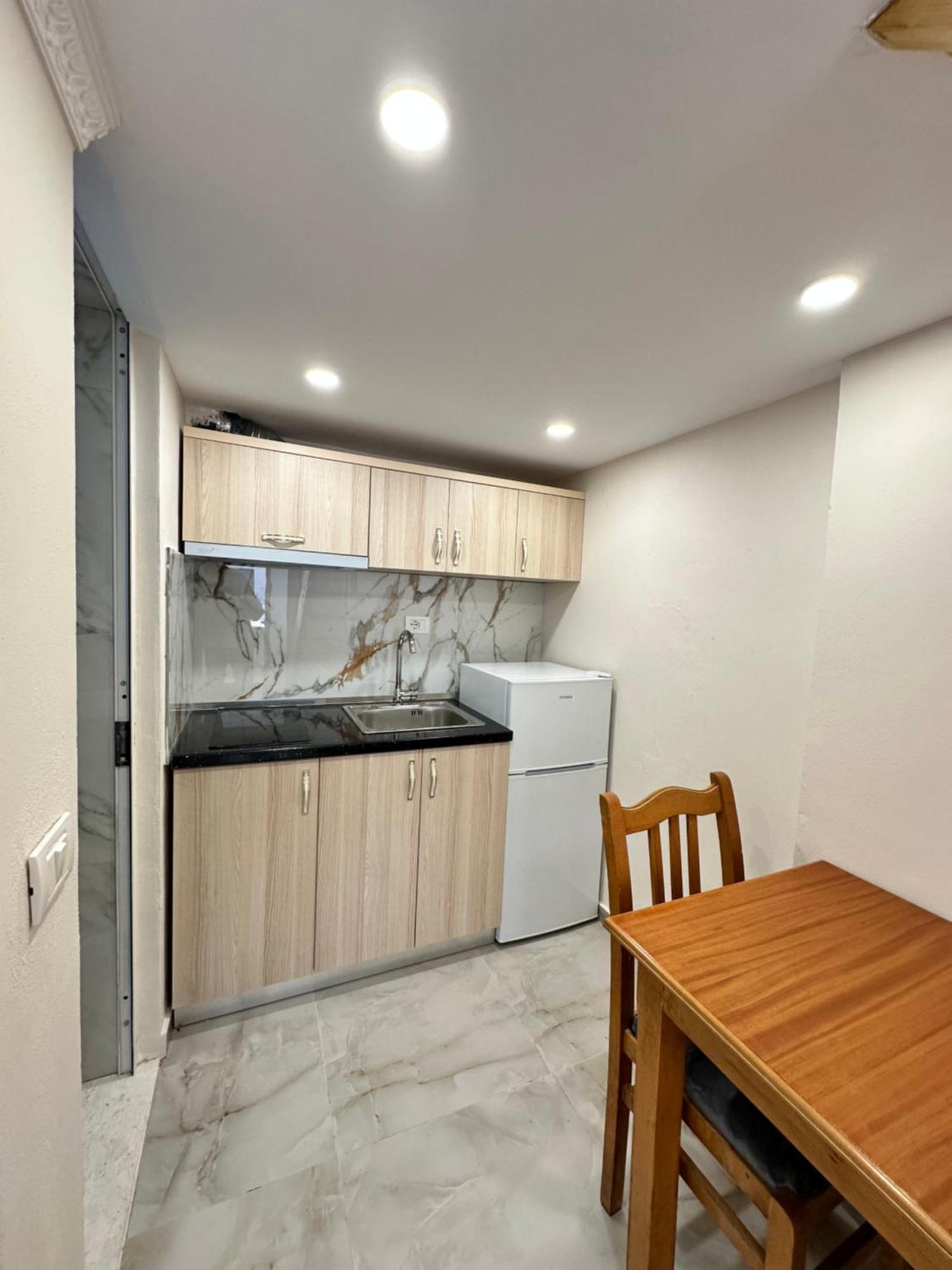 Troy Aparthotel Durrës 外观 照片