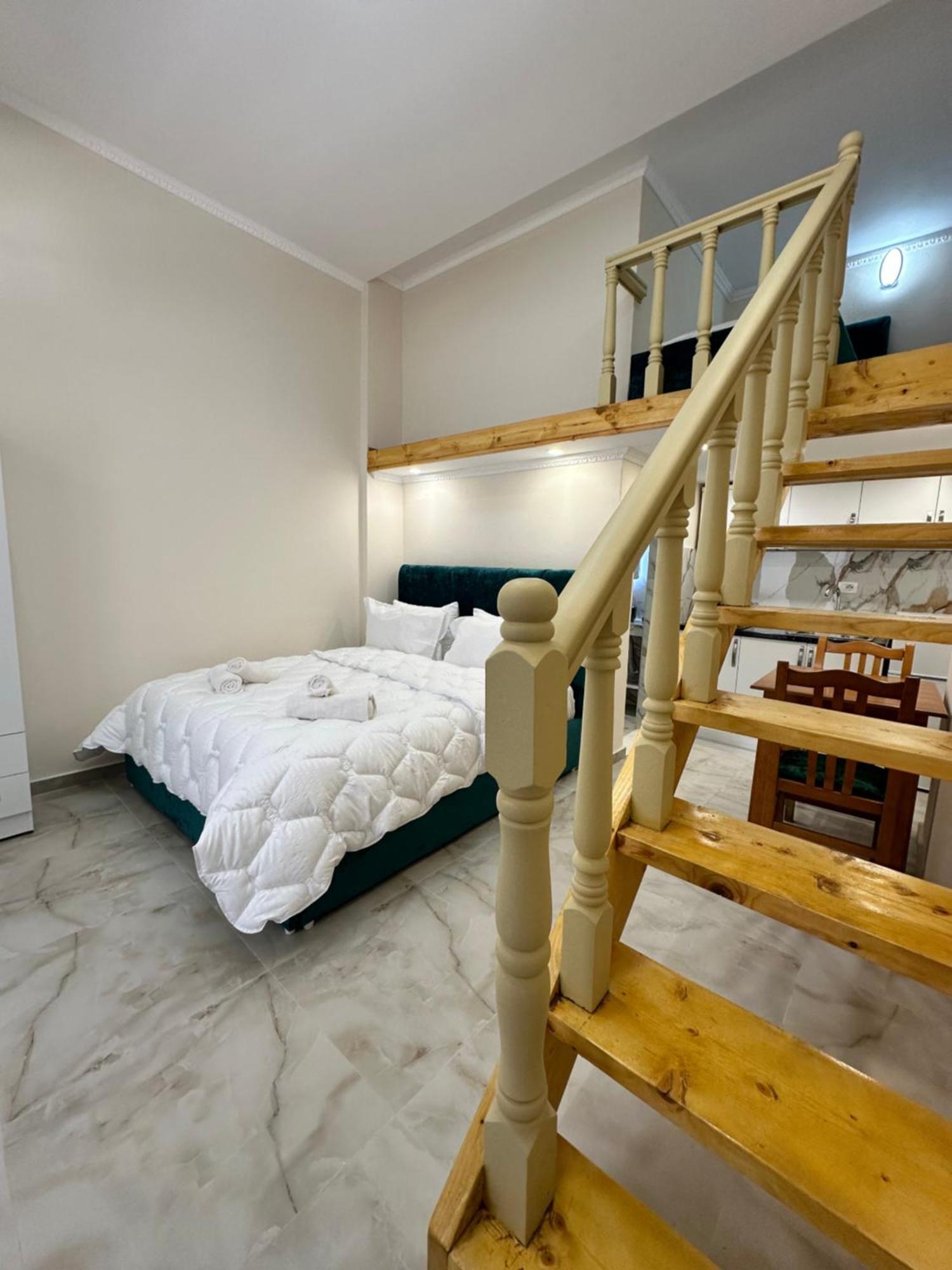 Troy Aparthotel Durrës 外观 照片