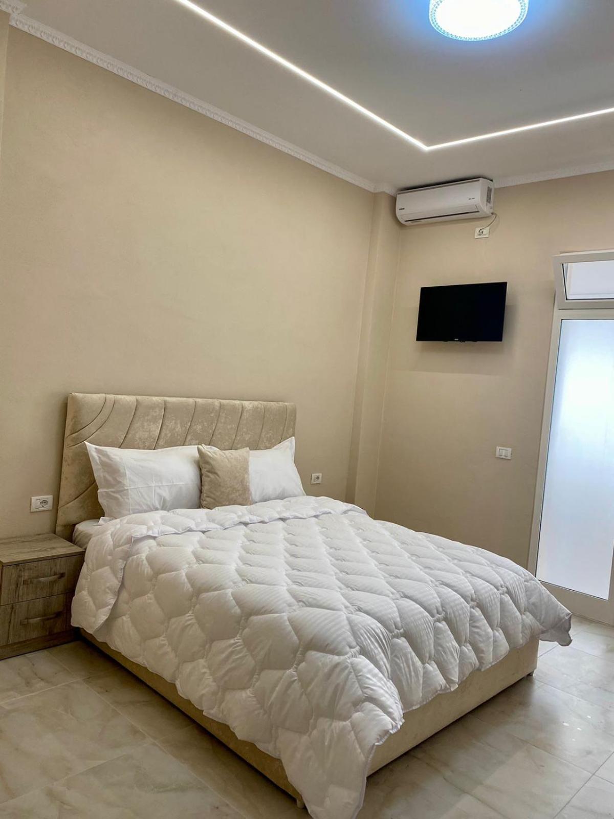 Troy Aparthotel Durrës 外观 照片