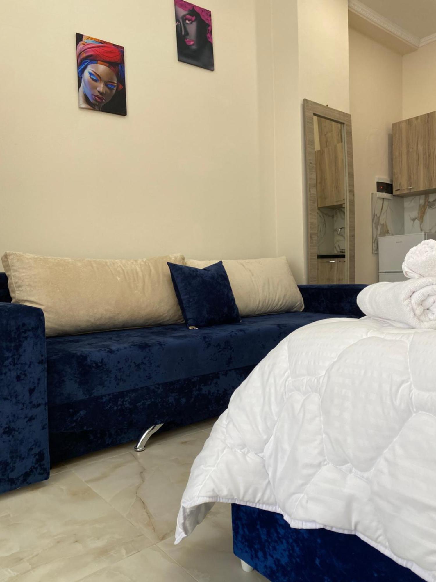 Troy Aparthotel Durrës 外观 照片